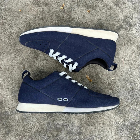 Native Cornell Lace Up Sneakers, size 38 - Picture 3 of 8